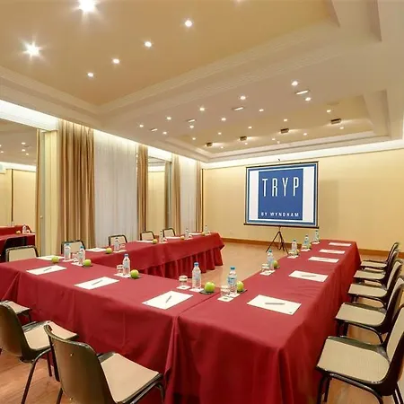 エグゼ ホテル 4*